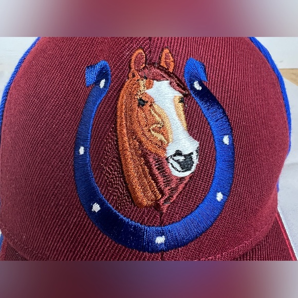 August Sportswear men’s Lucky Horse Shoe Embroidered hook & loop Baseball Cap - Picture 14 of 16